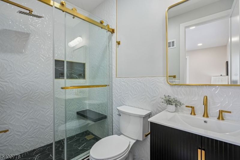 207 N SCOTCH PLAINS AVE