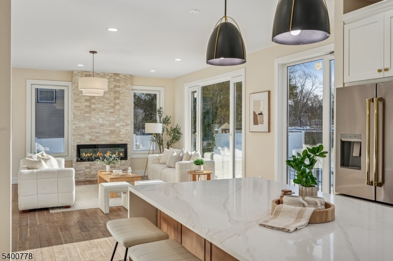 207 N SCOTCH PLAINS AVE