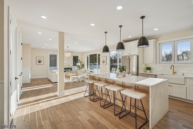 207 N SCOTCH PLAINS AVE