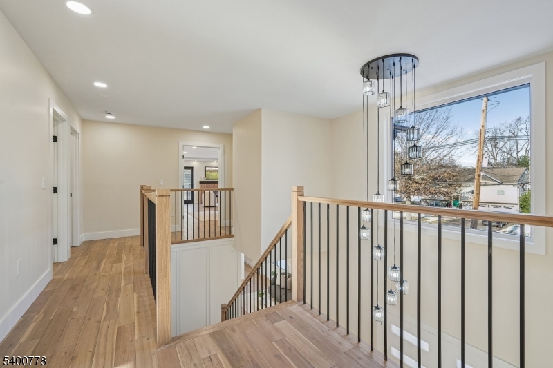 207 N SCOTCH PLAINS AVE