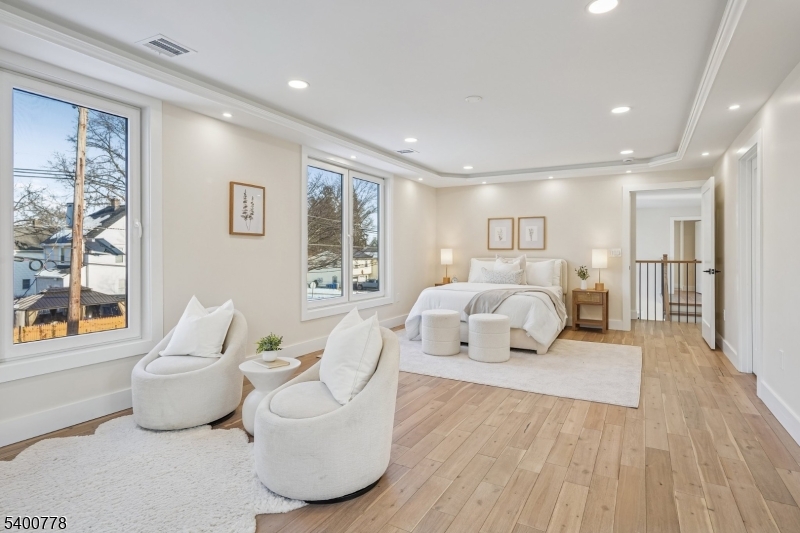 207 N SCOTCH PLAINS AVE