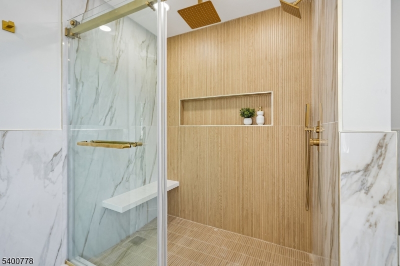 207 N SCOTCH PLAINS AVE