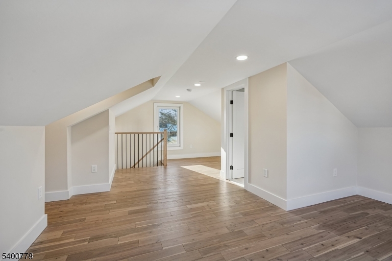 207 N SCOTCH PLAINS AVE