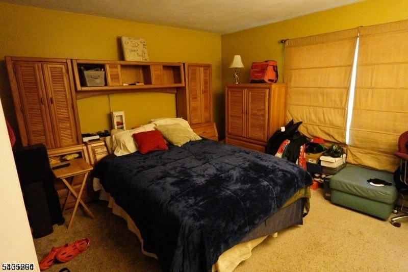 635 Bloomingdale Ave