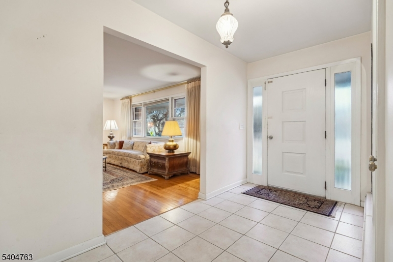 188 E Mount Pleasant Ave