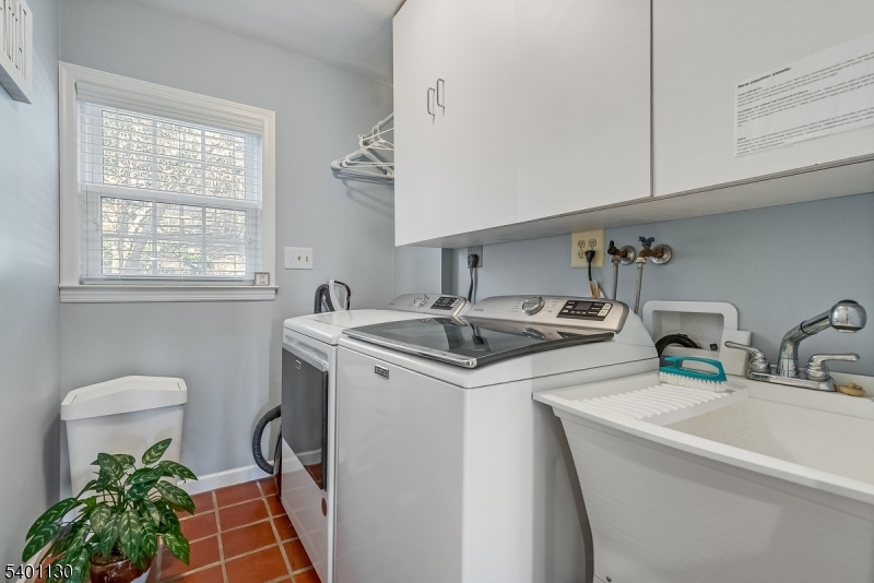 986 Chimney Ridge Dr