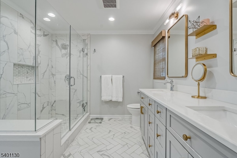 986 Chimney Ridge Dr