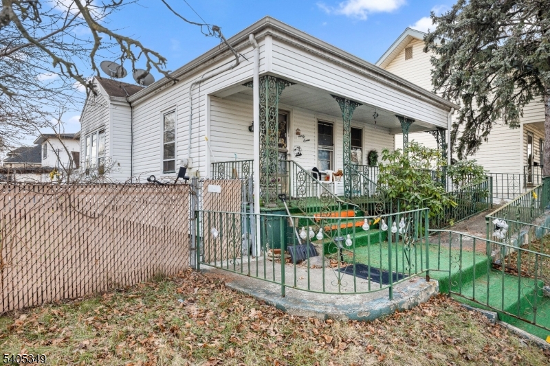 37 Raritan Rd