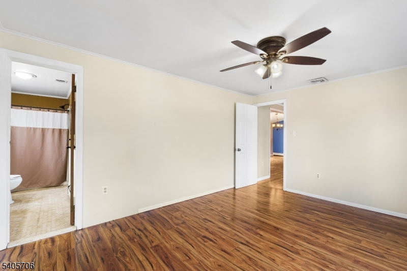 157 S. Hillside Avenue