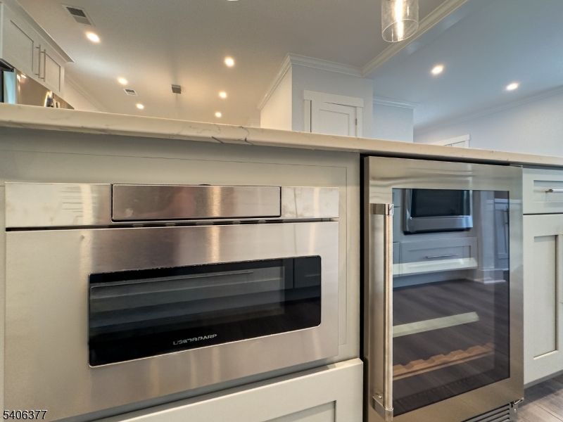 142 PASSAIC AVE
