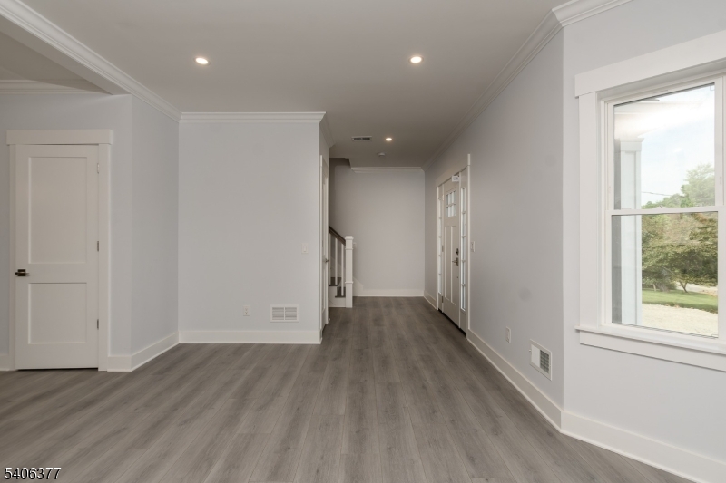 142 PASSAIC AVE