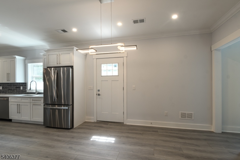 142 PASSAIC AVE