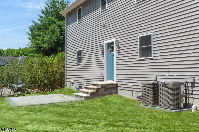 142 PASSAIC AVE