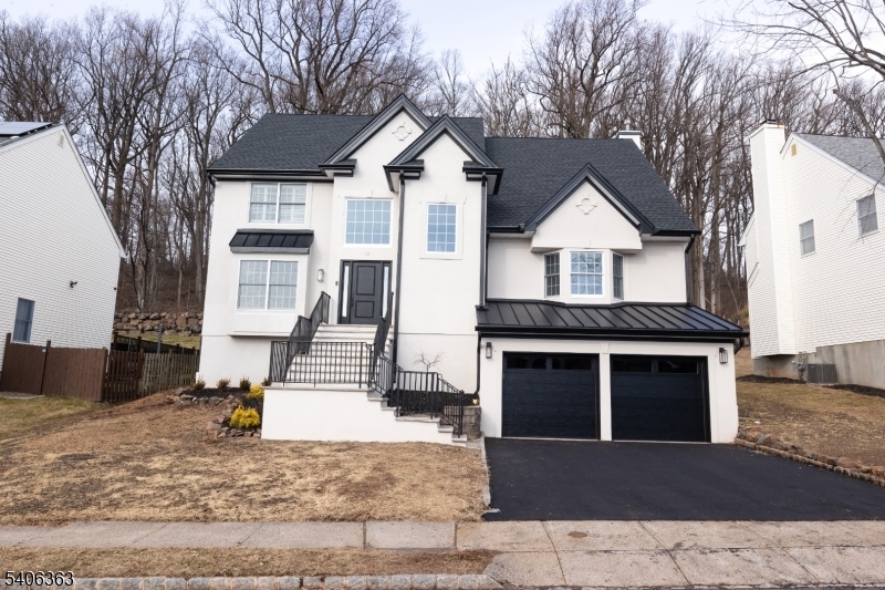 13 Sycamore Way