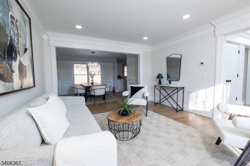 13 Sycamore Way