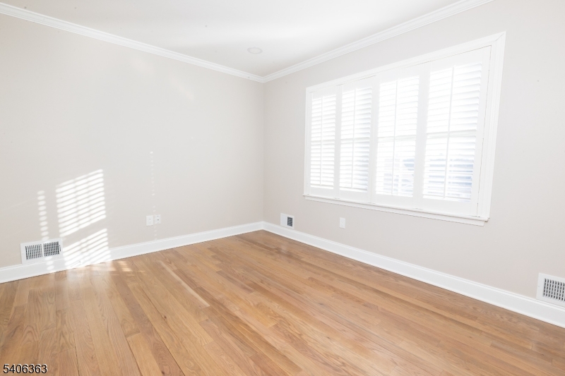 13 Sycamore Way