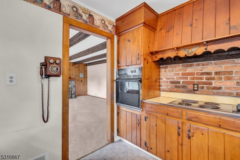 128 Annandale High Bridge Rd