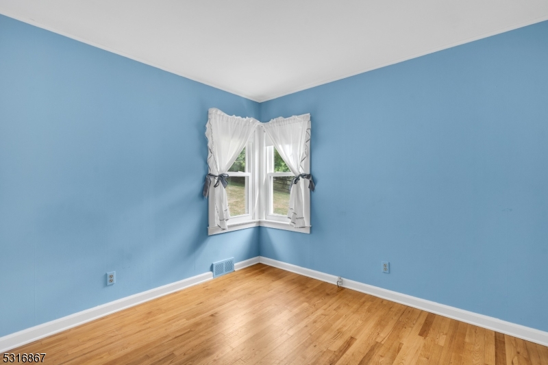 128 Annandale High Bridge Rd