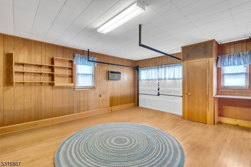 128 Annandale High Bridge Rd