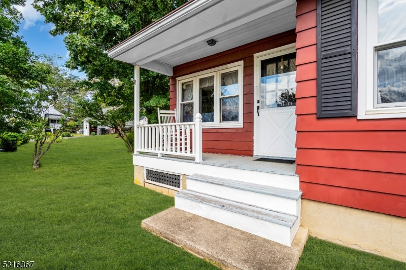 128 Annandale High Bridge Rd