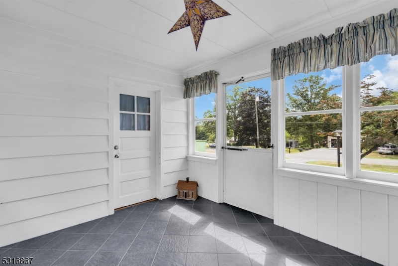 128 Annandale High Bridge Rd