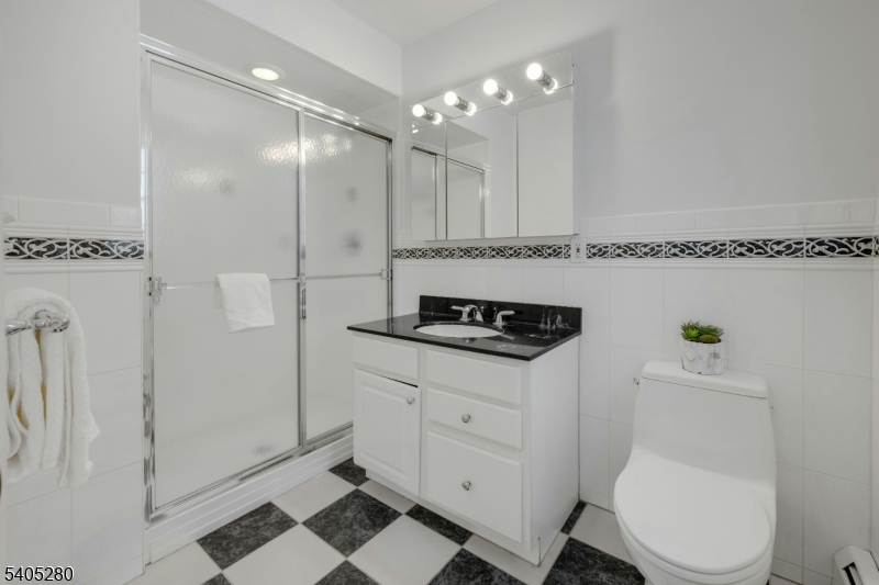 13 Knollwood Trail East