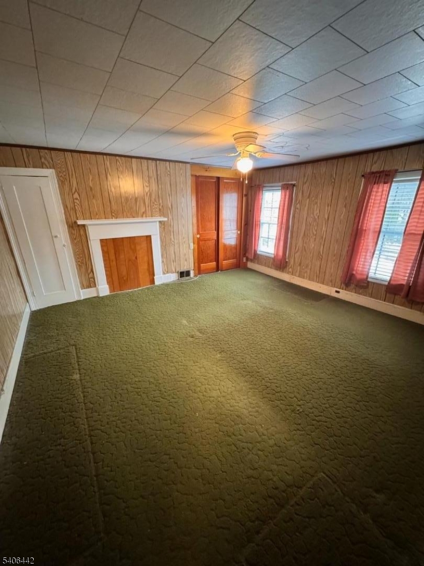 36 Willow Ave