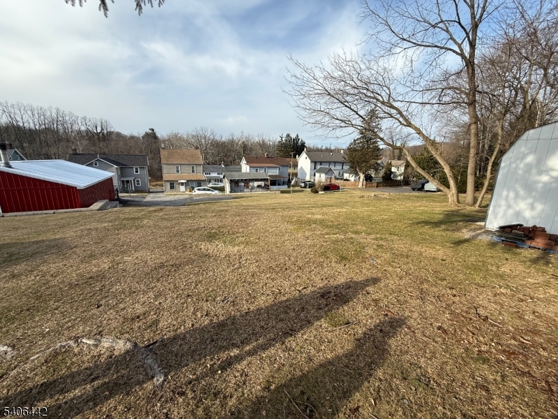 36 Willow Ave