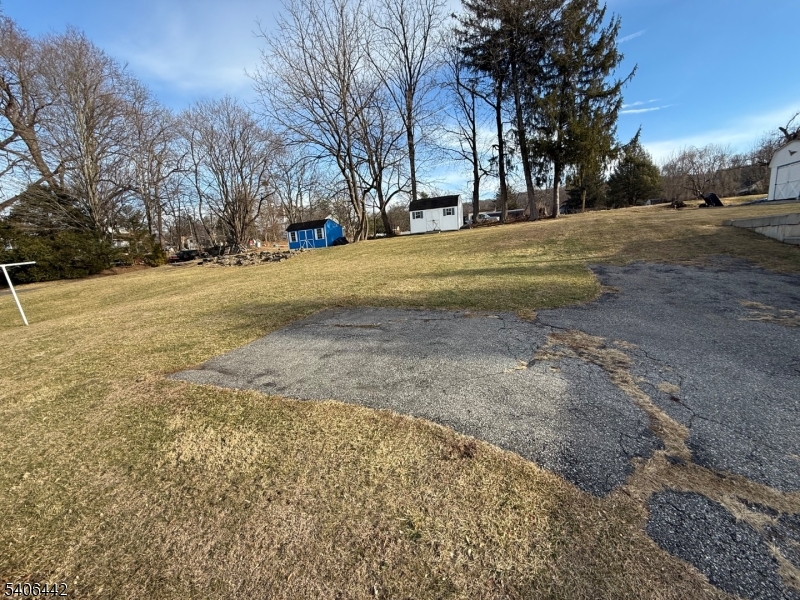 36 Willow Ave
