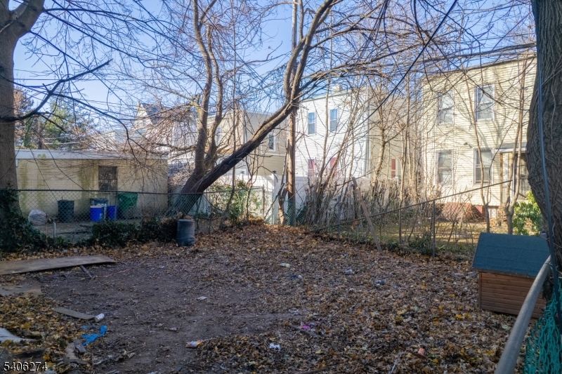 199 Hollywood Ave #1