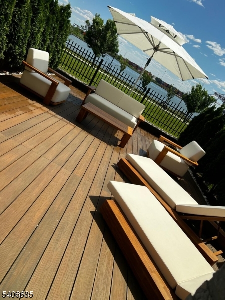 6 Harbor Front Ter #6