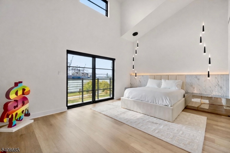 6 Harbor Front Ter #6