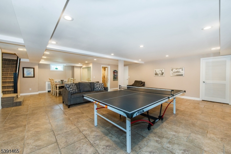 15 Saint Michaels Pl