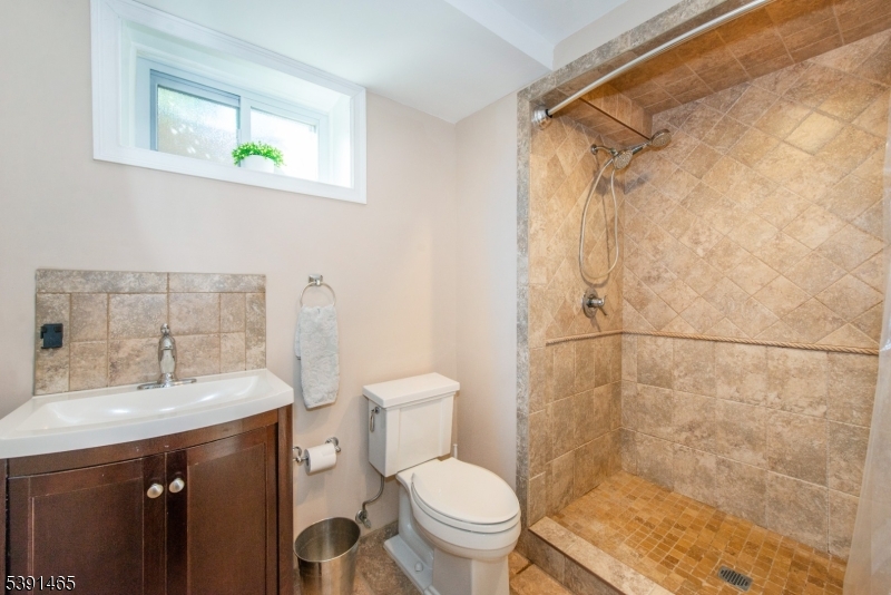 15 Saint Michaels Pl