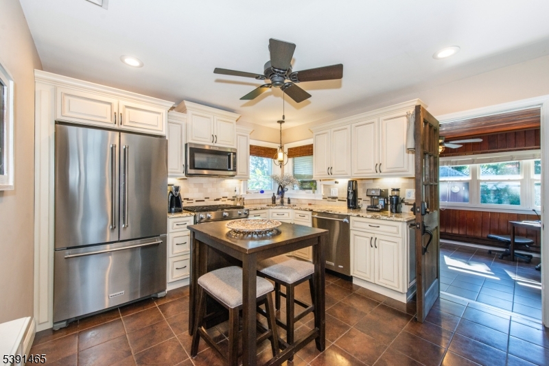 15 Saint Michaels Pl