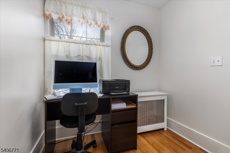 32 N Spring Garden Ave