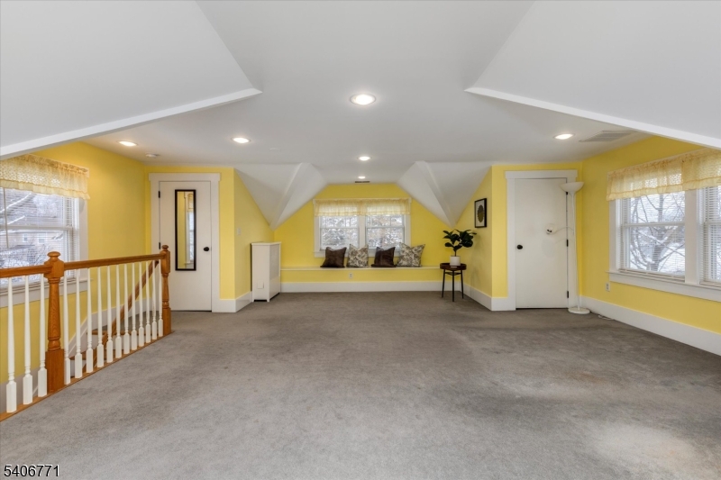 32 N Spring Garden Ave