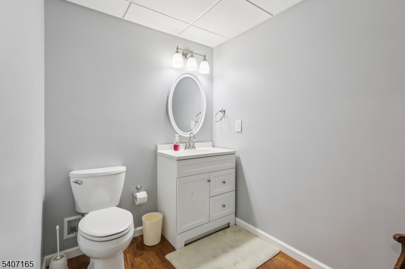 32 Harrison Mount Lake Rd