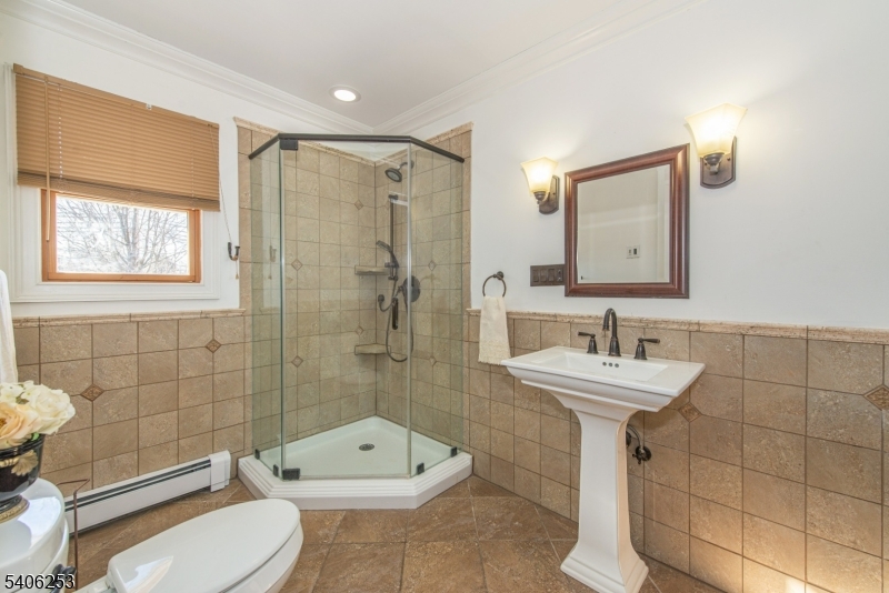 414 Mineral Springs Dr