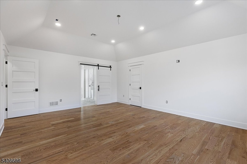 759 Mechlin Corner Rd.