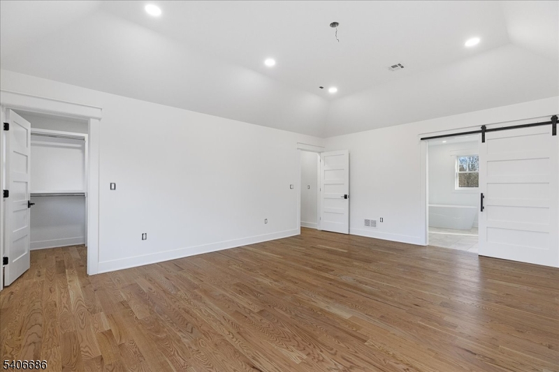 759 Mechlin Corner Rd.