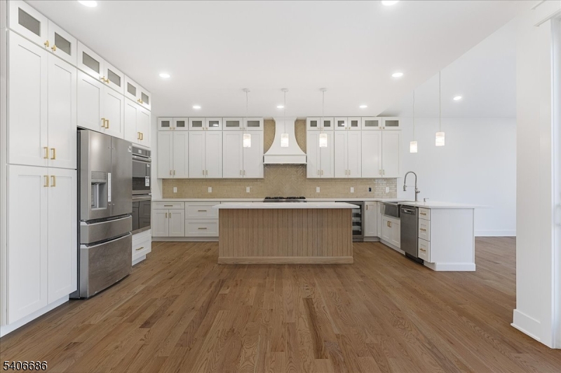 759 Mechlin Corner Rd.