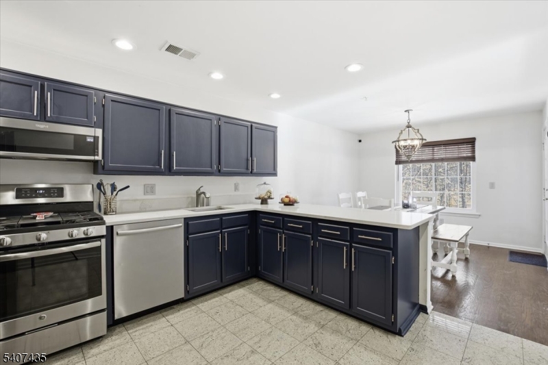 139 Riveredge Dr #139