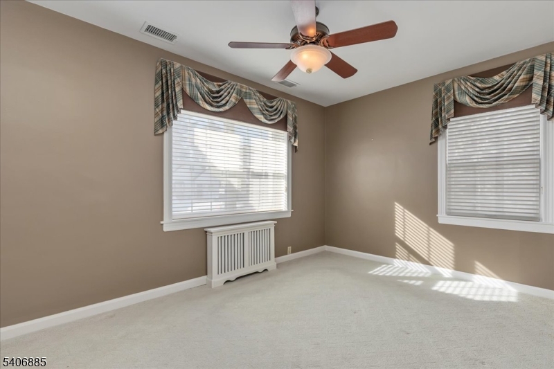 227 Mountainview Ave