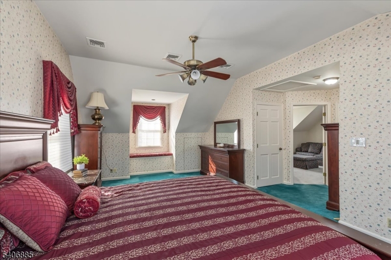 227 Mountainview Ave