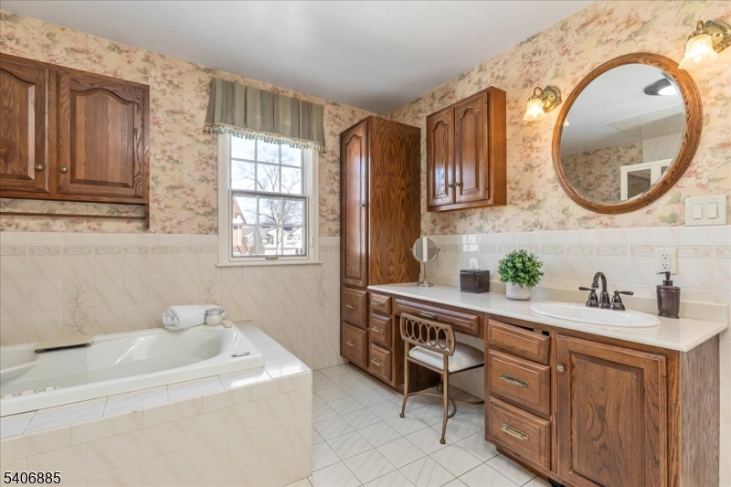 227 Mountainview Ave