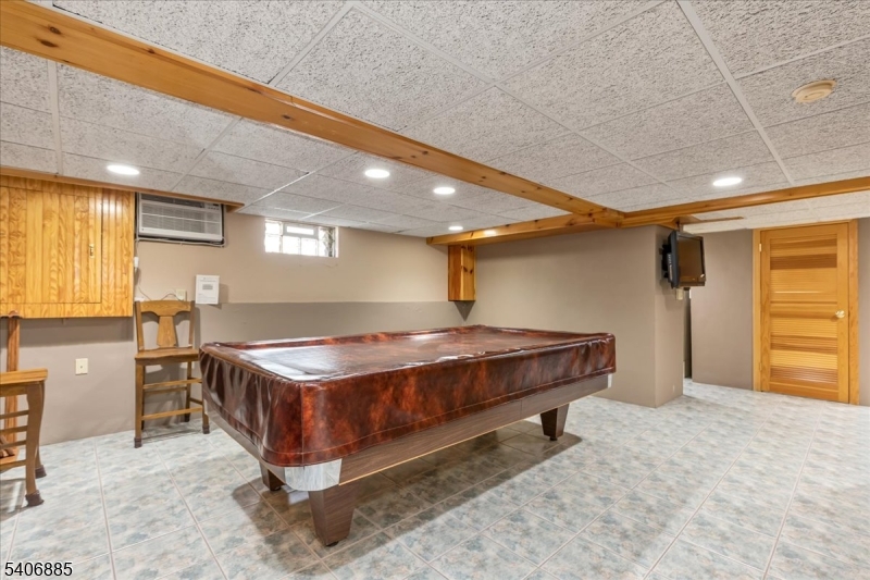 227 Mountainview Ave