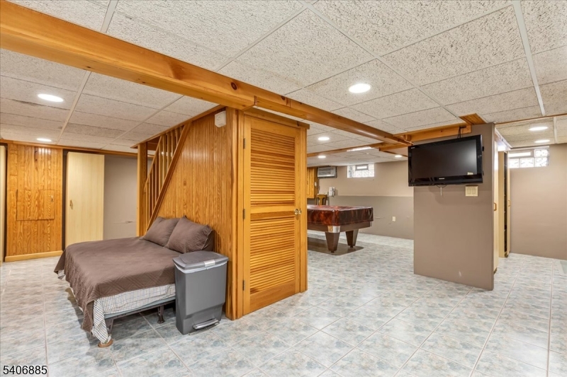 227 Mountainview Ave