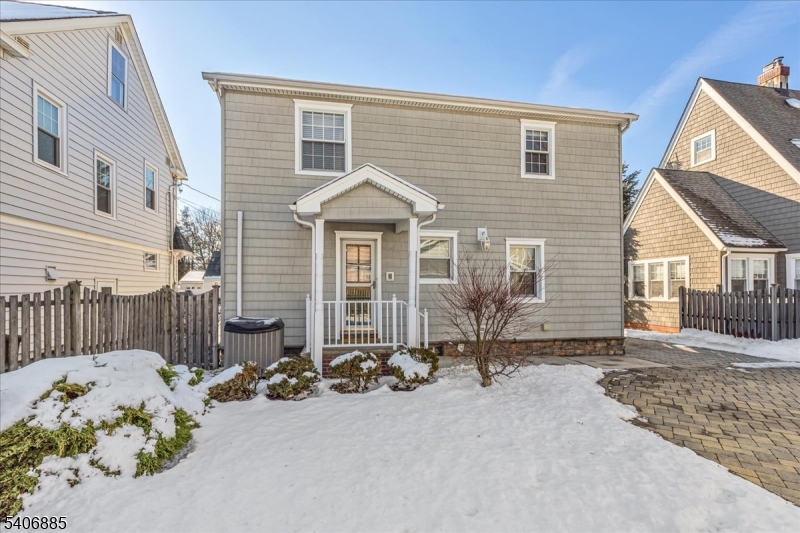 227 Mountainview Ave