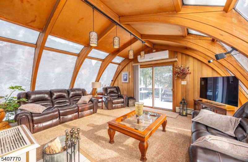 3 Birchwood Dr